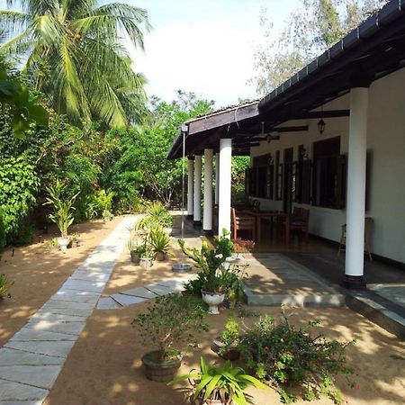 The Danish Villa Resort Arugam Kudah Eksteriør bilde