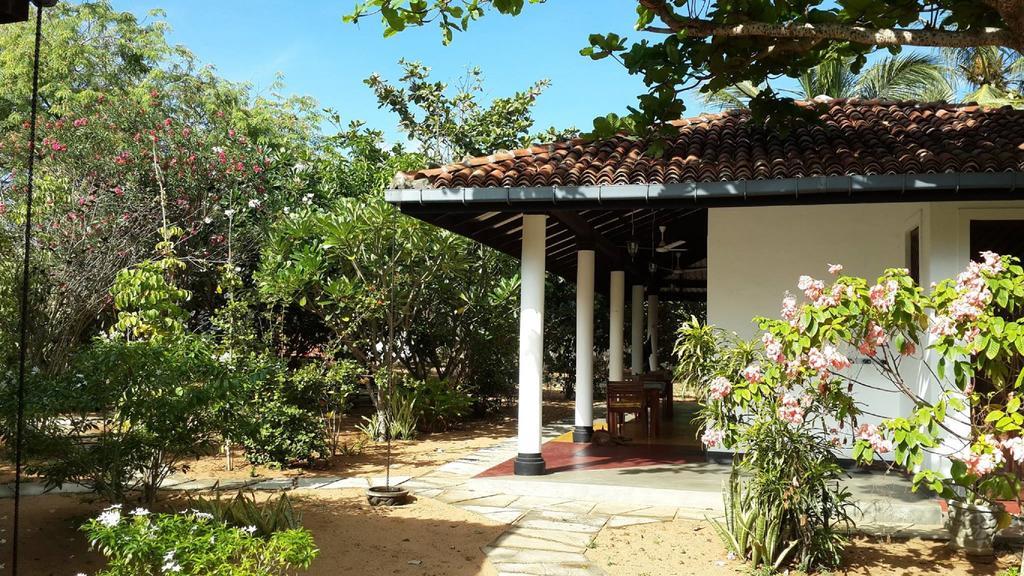 The Danish Villa Resort Arugam Kudah Eksteriør bilde